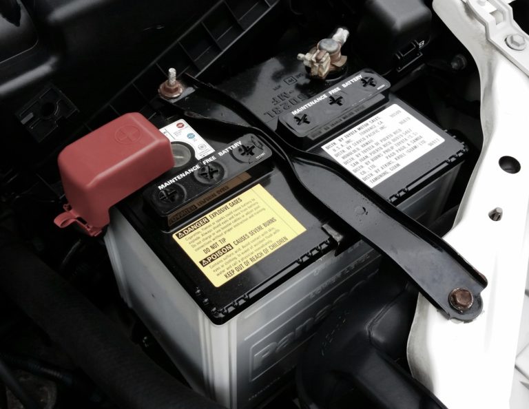 Billiga bilbatterier
